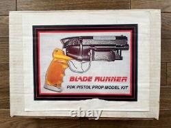 BLADE RUNNER PDK PISTOL PROP MODEL KIT Blade Runner Deckard Blaster