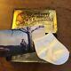 Blade Runner 2049 Kyriazi Freres Neptun 25 Box. Photo/Baby Sock Blue Neptun