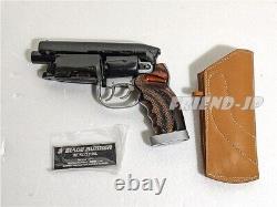 Jupiter Production Blade Runner Blaster Deluxe Type LE200 withPlaque, Gun Holder