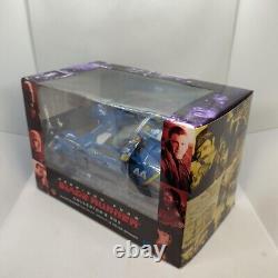 MEDICOM TOY BLADE RUNNER COLLECTOR'S BOX MAV POLICE SPINNER Figure